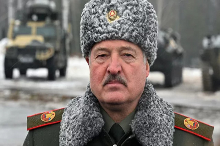   Lukaşenko:  "Belarus Ukrayna ilə döyüşmək istəmir" 