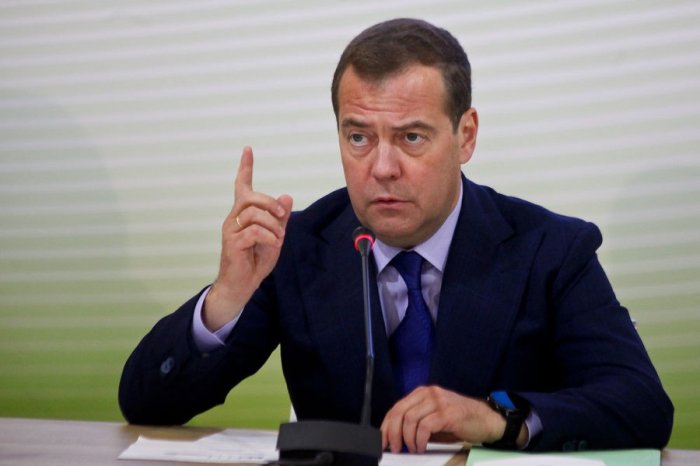   Medvedyev:  "Rusiya SSRİ-dən daha ciddi qəbul edilir"