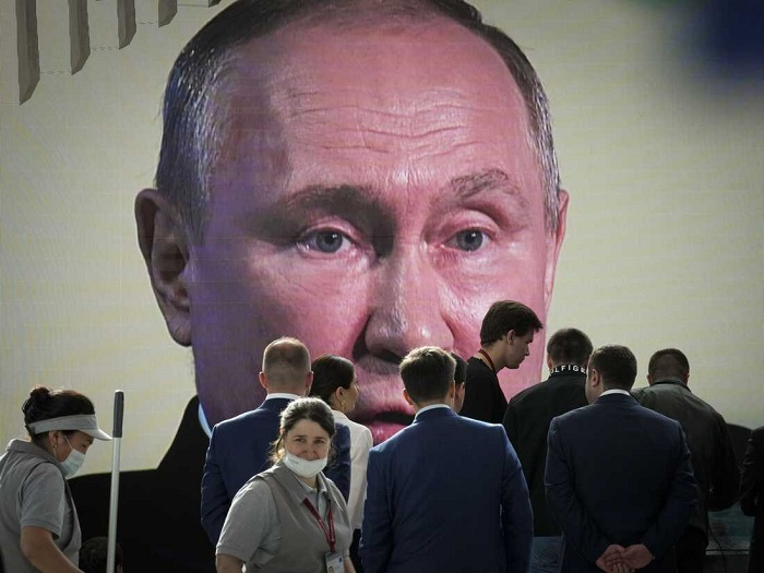 “Sanksiyalar Putini gücləndirir” -    “The Guardian”   