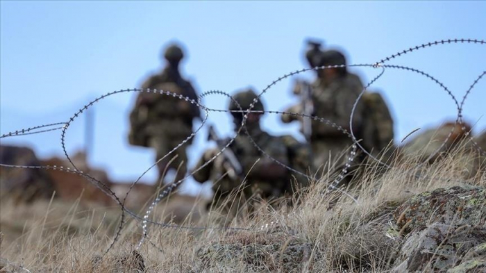 Un terroriste du PKK se rend aux forces de sécurité turques