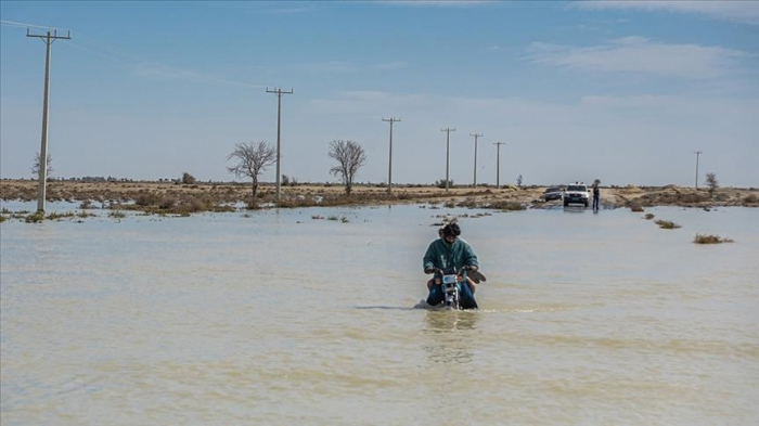   Les inondations font 20 morts dans le sud de l