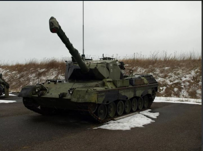    İspaniya Ukraynaya Leopard tankları və zirehli transportyor verir   