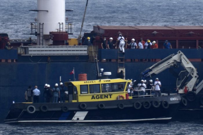 Taxıl gəmisi yoxlandıqdan sonra Livana yola düşüb