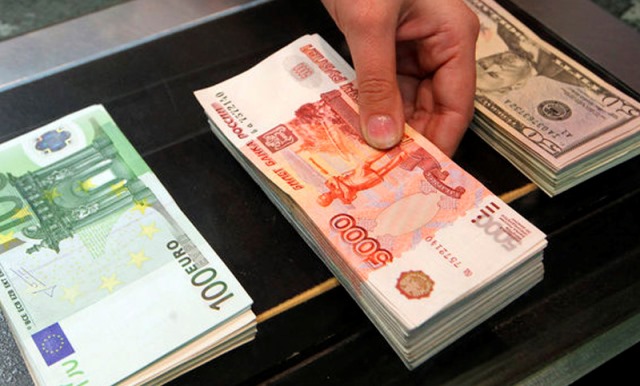 Russia extends restriction on foreign currency for another 6 months