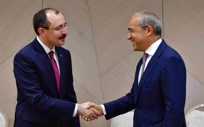 Azerbaijan and Turkiye discuss logistical issues