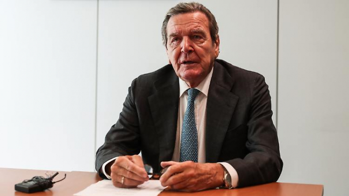   Schröder: "Der Kreml will eine Verhandlungslösung"  