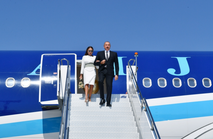   Le président Ilham Aliyev et son épouse Mehriban Aliyeva entament une visite de travail en Turkiye -   PHOTOS    