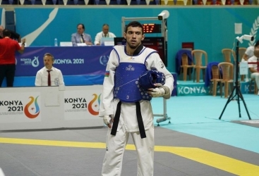   Azerbaijani taekwondo fighter takes bronze at Islamic Solidarity Games  