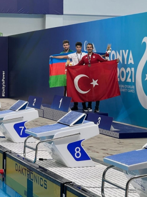 Jeux de la solidarité islamique : un nageur azerbaïdjanais décroche la médaille d’or - Photos