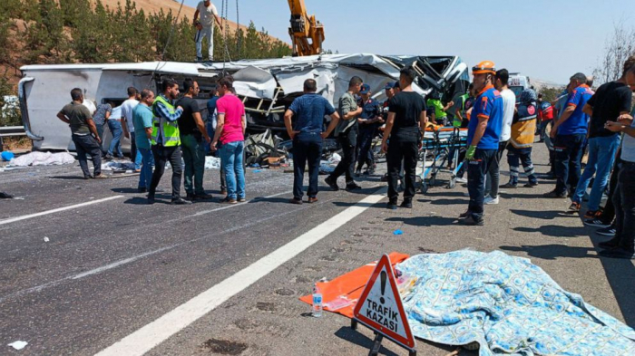  Turkey: Separate bus crashes leave 32 dead and 51 injured 