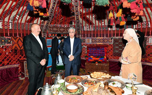   Presidents of Azerbaijan and Kazakhstan view “Kazakh yurt” installed at Seaside National Park  