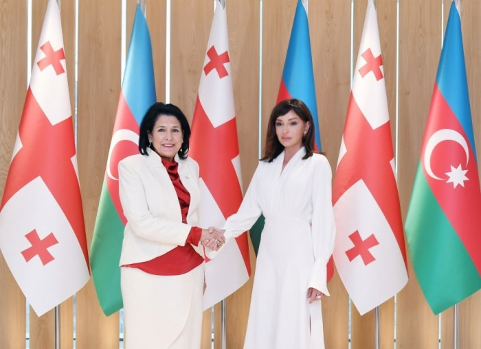   Präsidentin von Georgien gratuliert Mehriban Aliyeva  