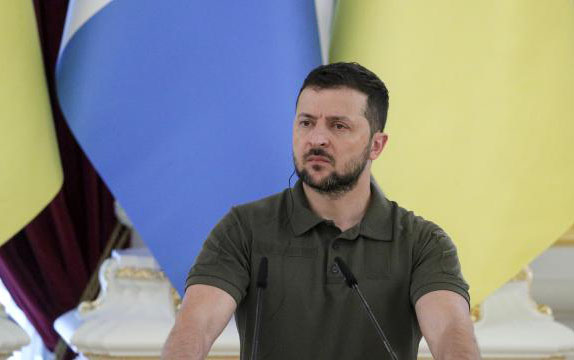 Zelenskidən Rusiya kanalları ilə bağlı Aİ-yə çağırış  
