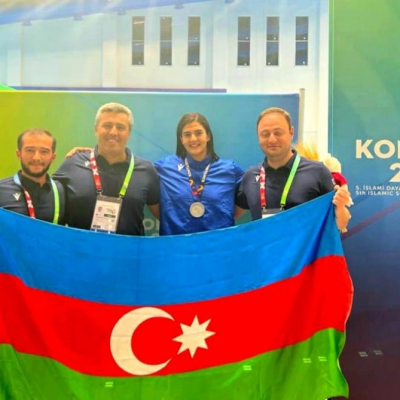 Azerbaijani female swimmer wins Konya 2021 silver