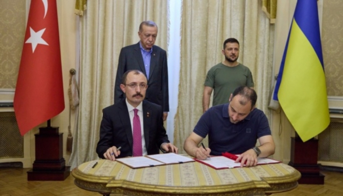 Ankara, Kyiv sign MoU on reconstruction of Ukrainian infrastructure