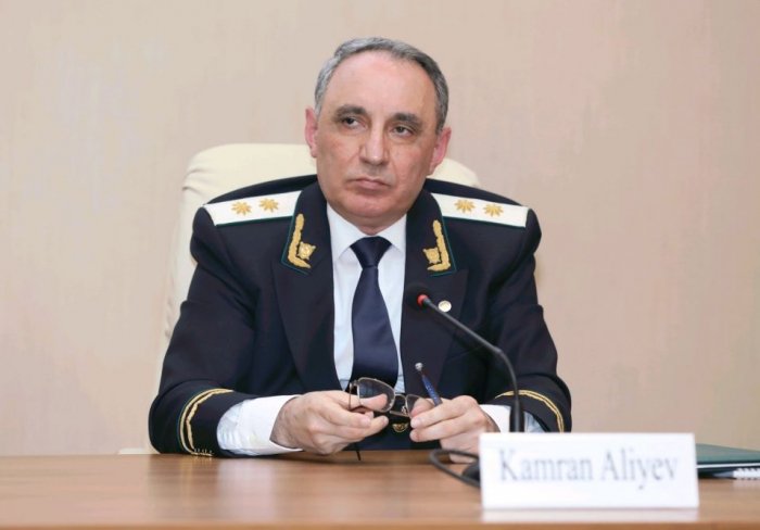 Baş prokuror İrana gedib 