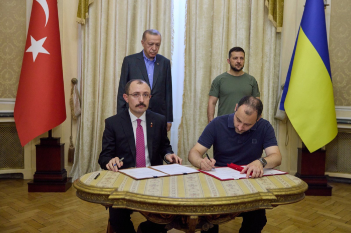   Türkei und die Ukraine unterzeichneten ein Abkommen über die Wiederherstellung der durch den Krieg zerstörten Infrastruktur  