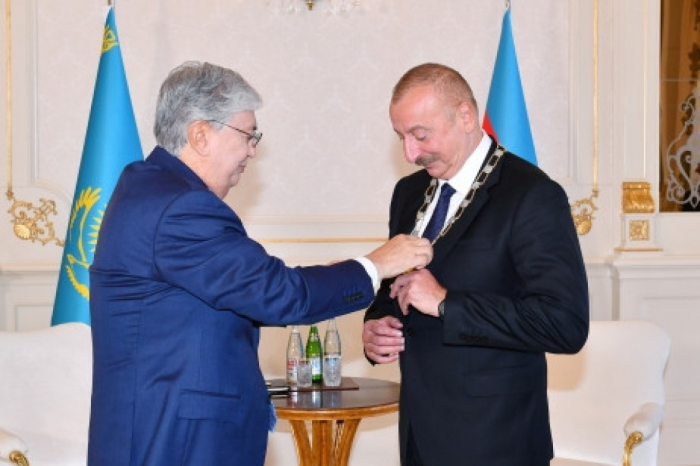   Ilham Aliyev wurde mit dem höchsten Orden Kasachstans "Golden Kiran" - "Golden Eagle" ausgezeichnet.  