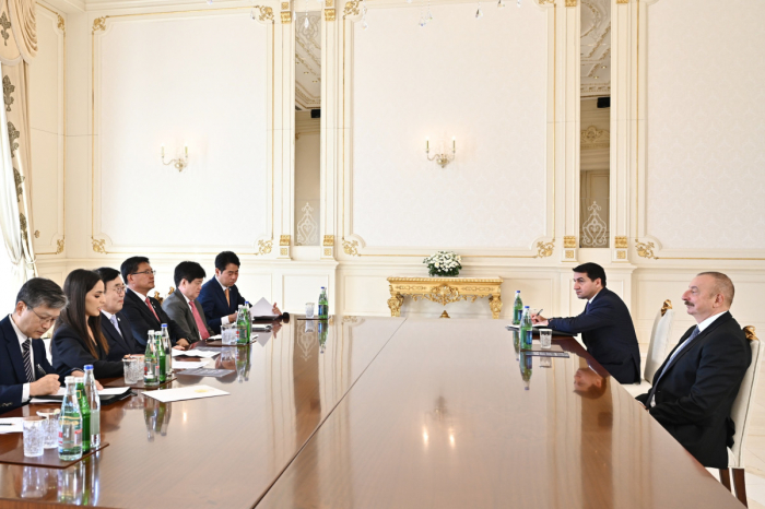   Präsident Ilham Aliyev empfing den Sonderbeauftragten des Präsidenten der Republik Korea  