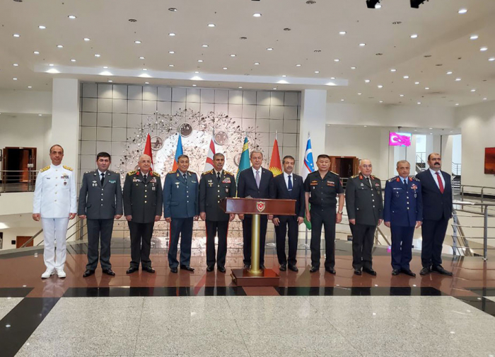   Zakir Hasanov hat die Nationale Verteidigungsuniversität der Türkei besucht  
