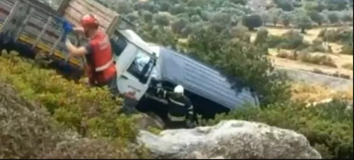    İbrahim Tatlısəs qızı ilə ağır yol qəzasına düşdü -  FOTOLAR     
