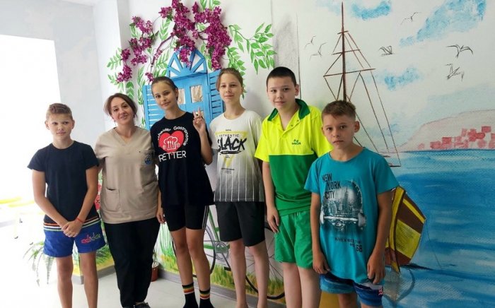 28 ukraynalı uşaq Bakıda reabilitasiya kursu keçir
