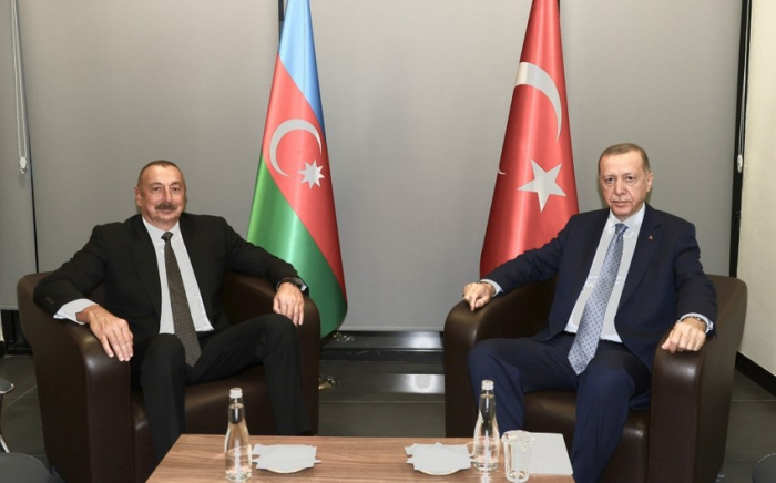  Ilham Aliyev se reunió con Erdogan en Konya 