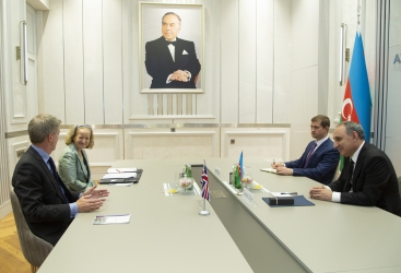 Fiscal General aborda con el embajador del Reino Unido el ataque a la Embajada de Azerbaiyán en Londres