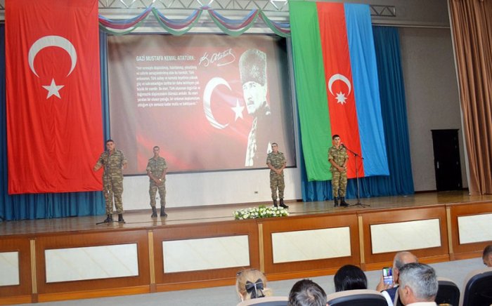 Hərbi İnstitutda Türkiyənin Zəfər Bayramı qeyd olunub -    VİDEO     
