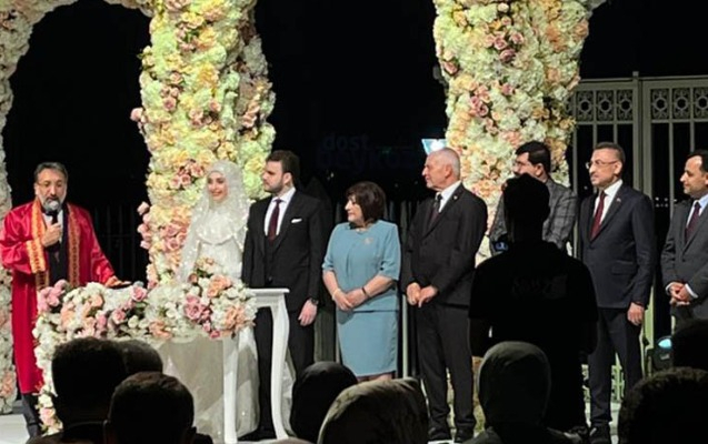    Sahibə Qafarova Mustafa Şentopun oğlunun toyunda -    FOTOLAR      