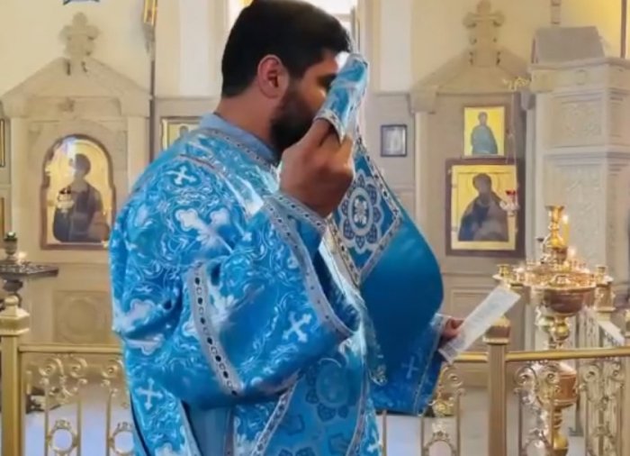    Kilsədə ilk dəfə Azərbaycan dilində dua oxundu -    VİDEO     
   