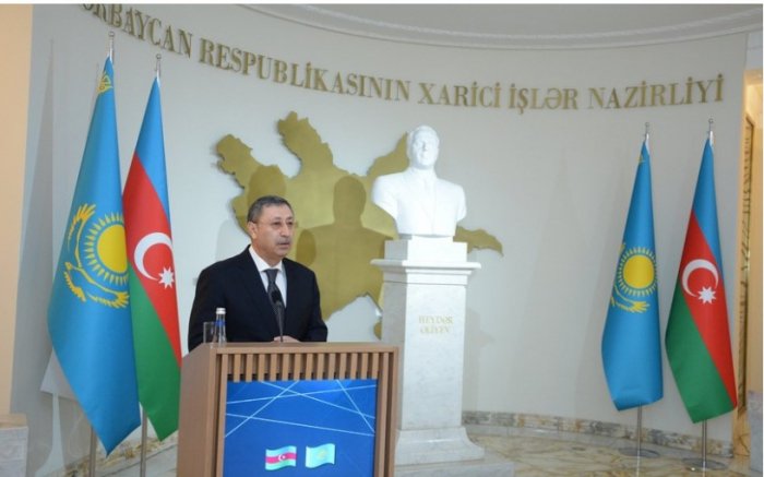 Qazaxıstan ilə diplomatik əlaqələrin 30 illiyi qeyd olunub