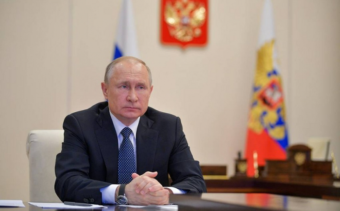 Putin Təhlükəsizlik Şurasının iclasını keçirdi  
