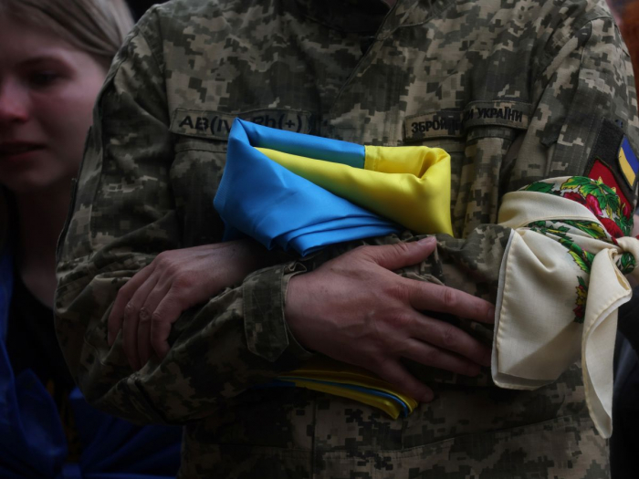 Kyiv : près de 9.000 soldats ukrainiens tués dans le conflit contre la Russie