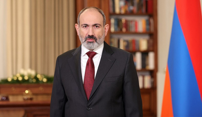    "Müstəqilliyimiz uğrunda hər gün mübarizə aparırıq"-    Paşinyan      