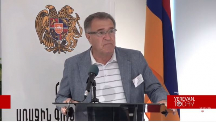    "İstiqlal Bəyannaməmizi cındır parçaya çeviriblər" -    Erməni siyasətçi      