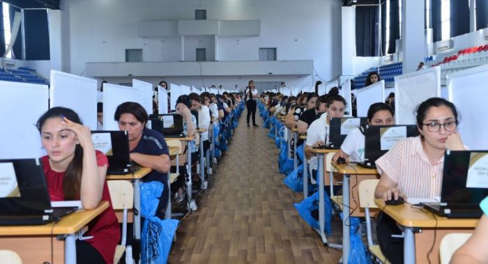 11 min müəllim sertifikasiyadan keçiriləcək  
