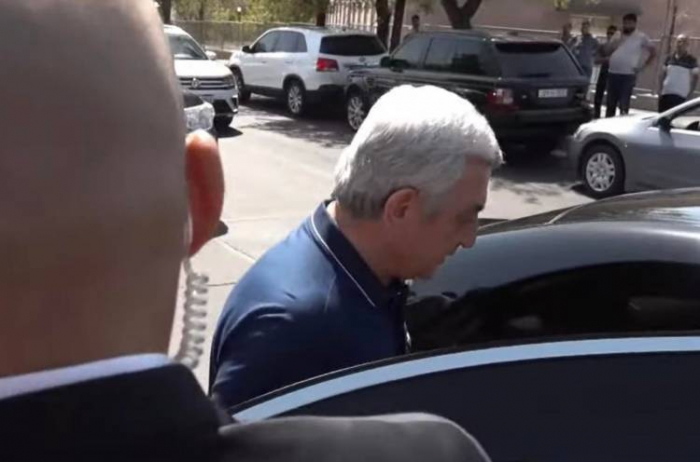    Sarkisyan Zabuxla bağlı suala cavab vermək istəmədi   