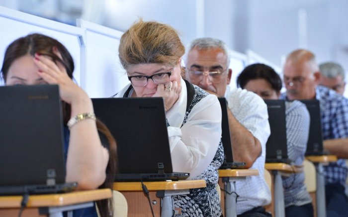    İmtahan sualı səhv çıxdı,    namizədlərə əlavə bal yazıldı  
      