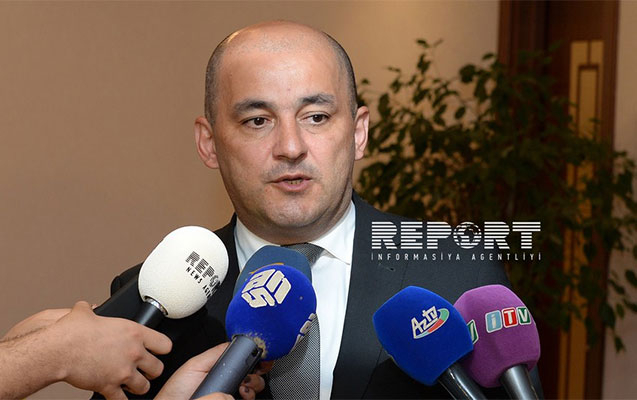    Bakı Baş Gömrük İdarəsinin rəisi təqaüdə göndərildi  
   
