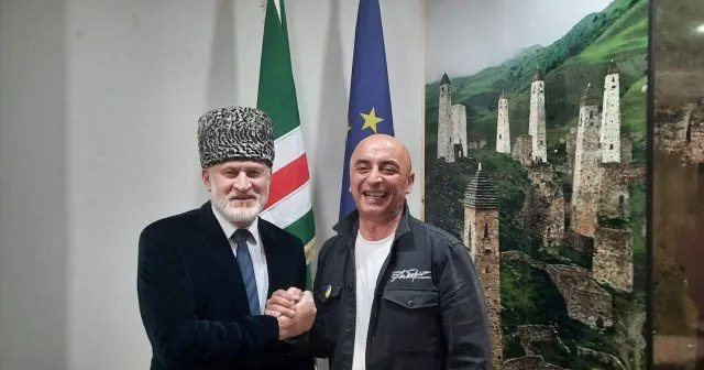    Laçın Məmişov çeçenlərin nümayəndəsi təyin olundu  
   