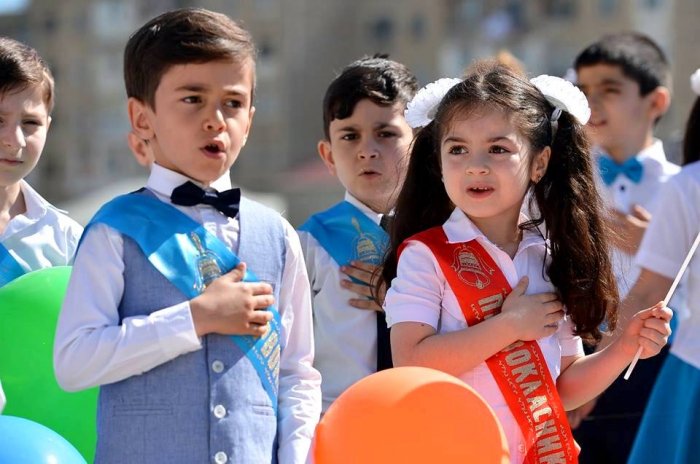 I sinfə qəbulla bağlı müraciətlərin sayı   
