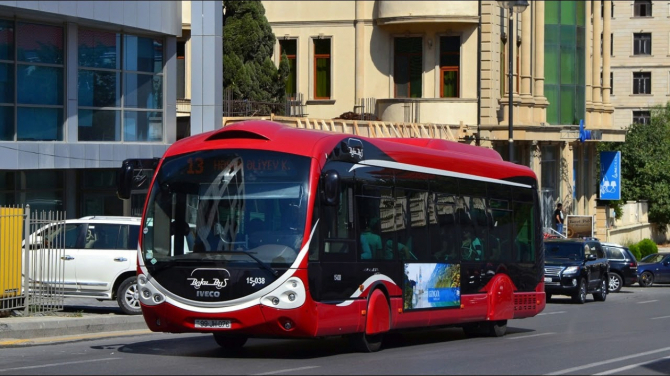 98 avtobusun hərəkət intervalında gecikmələr var