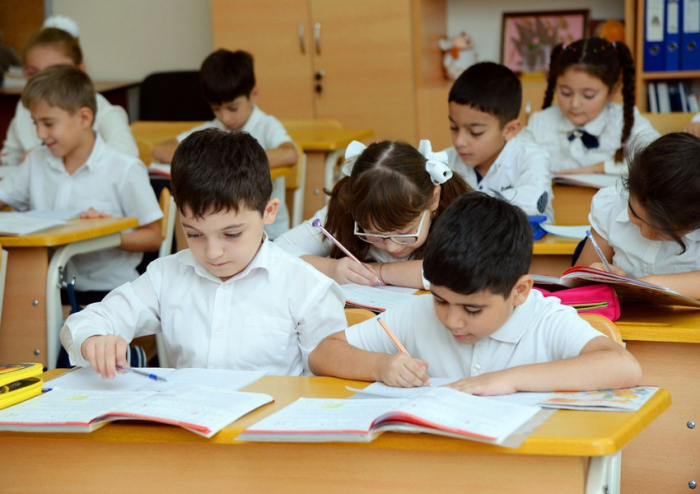 Yeni tədris ilində Bakıda təhsil alacaq şagirdlərin sayı   
