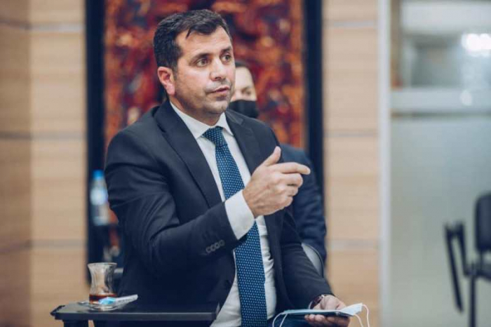    Azərbaycanlı jurnalist Nensi Pelosiyə məktub    YAZDI     
   