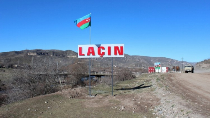   Alle Posten der russischen Friedenstruppen wurden von Latschin entfernt  