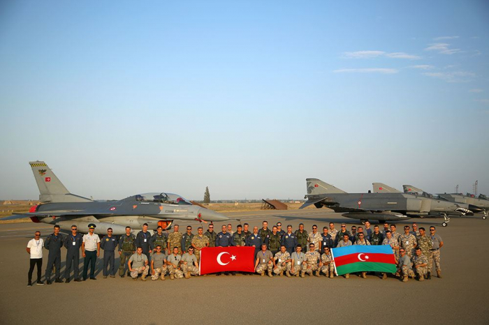 Turkish servicemen and aircraft that will participate in "TurAz Qartalı - 2022" exercises are in Azerbaijan