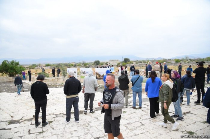   Famous worldwide travelers arrive in Azerbaijan