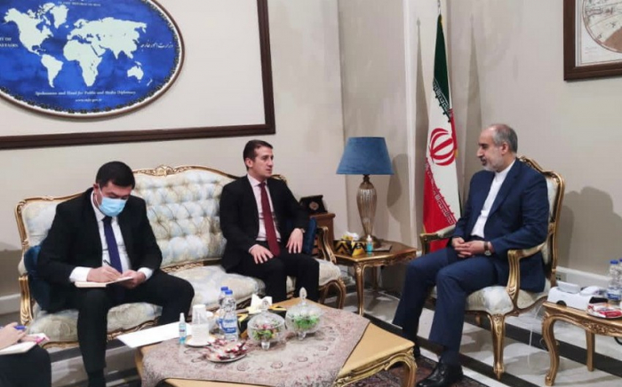  Aserbaidschanischer Botschafter traf sich mit dem iranischen Beamten 