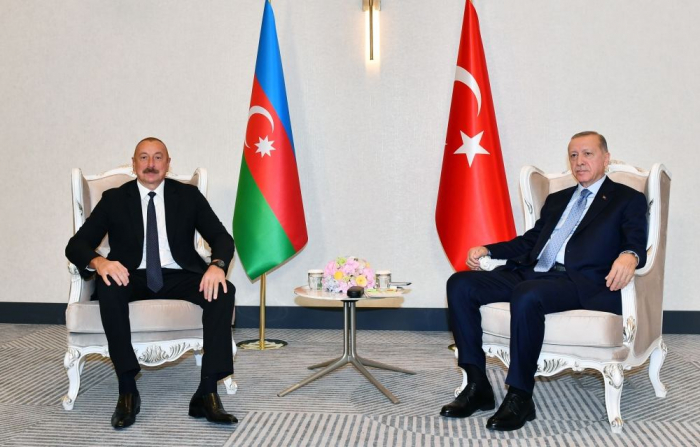  Azerbaijani and Turkish presidents meet in Samarkand 